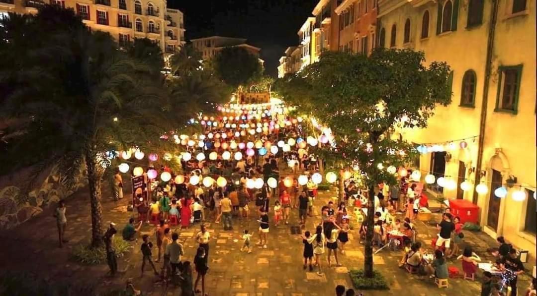 מלון דואונג דונג Khach San Chia Khoa Vang - Mien Phi 2 Xe Dap 1 Phong Tham Quan Dia Trung Hai - Tt Hoang Hon מראה חיצוני תמונה